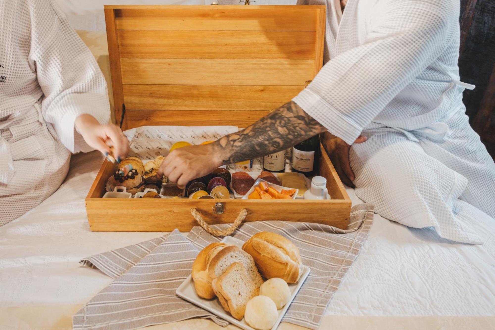 Villa Vinicolla Hospedagem Conceito Bento Goncalves Ngoại thất bức ảnh